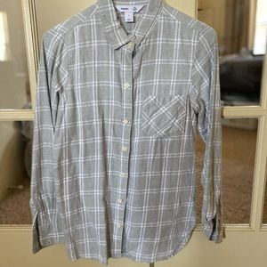 Old navy gray striped button up shirt